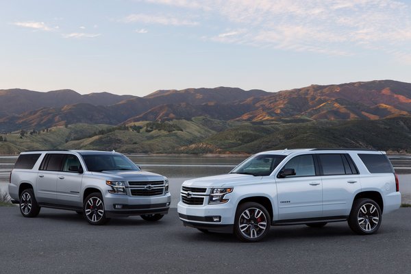 2019 Chevrolet Suburban RST and Tahoe RST