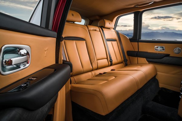 2019 Rolls-Royce Cullinan Interior