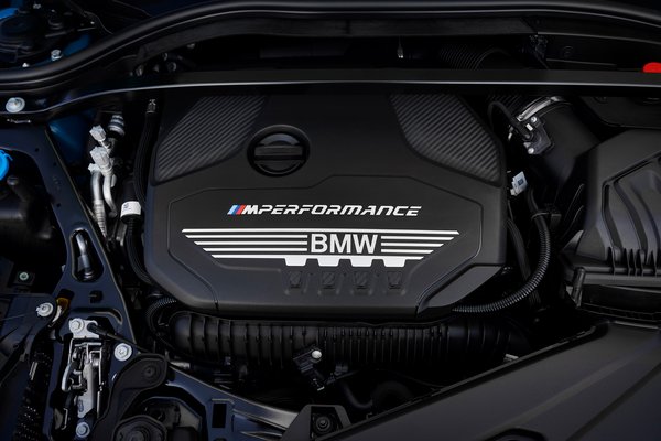 2020 BMW 2-Series M235i xDrive Gran Coupe Engine