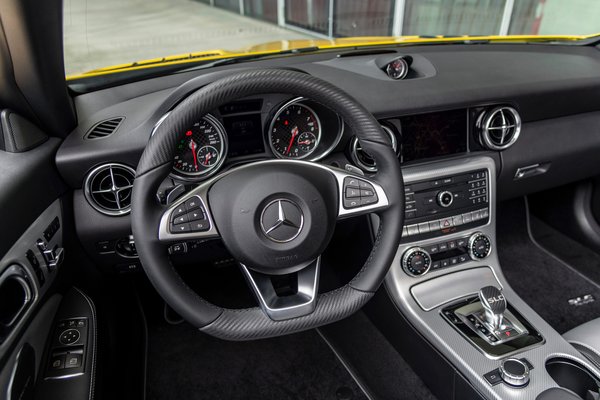 2020 Mercedes-Benz SLC Final Edition Instrumentation