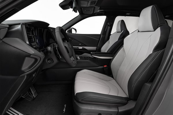 2024 Lexus TX 500h F Sport Interior
