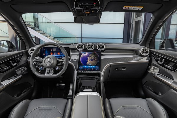 2024 Mercedes-Benz GLC-Class AMG GLC 63 S E Performance Interior