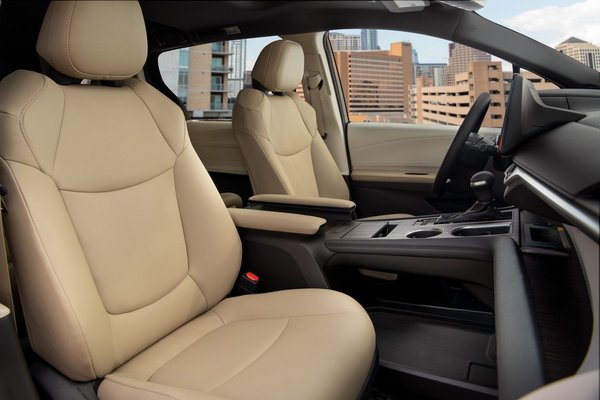 2024 Toyota Sienna XLE AWD Interior