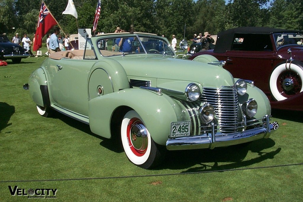 1940 Cadillac 90 Convertible Coupe