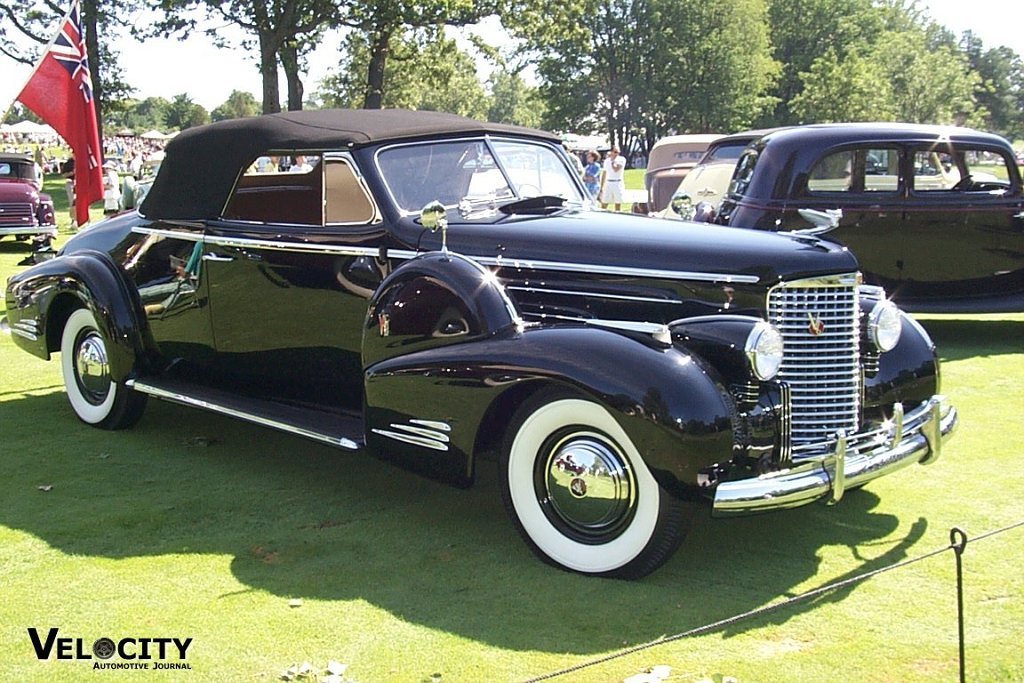 1938 Cadillac Convertible Coupe