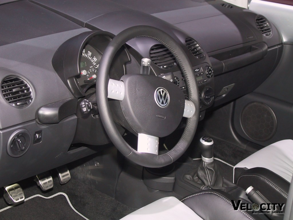 2003 Volkswagen Beetle Turbo S interior