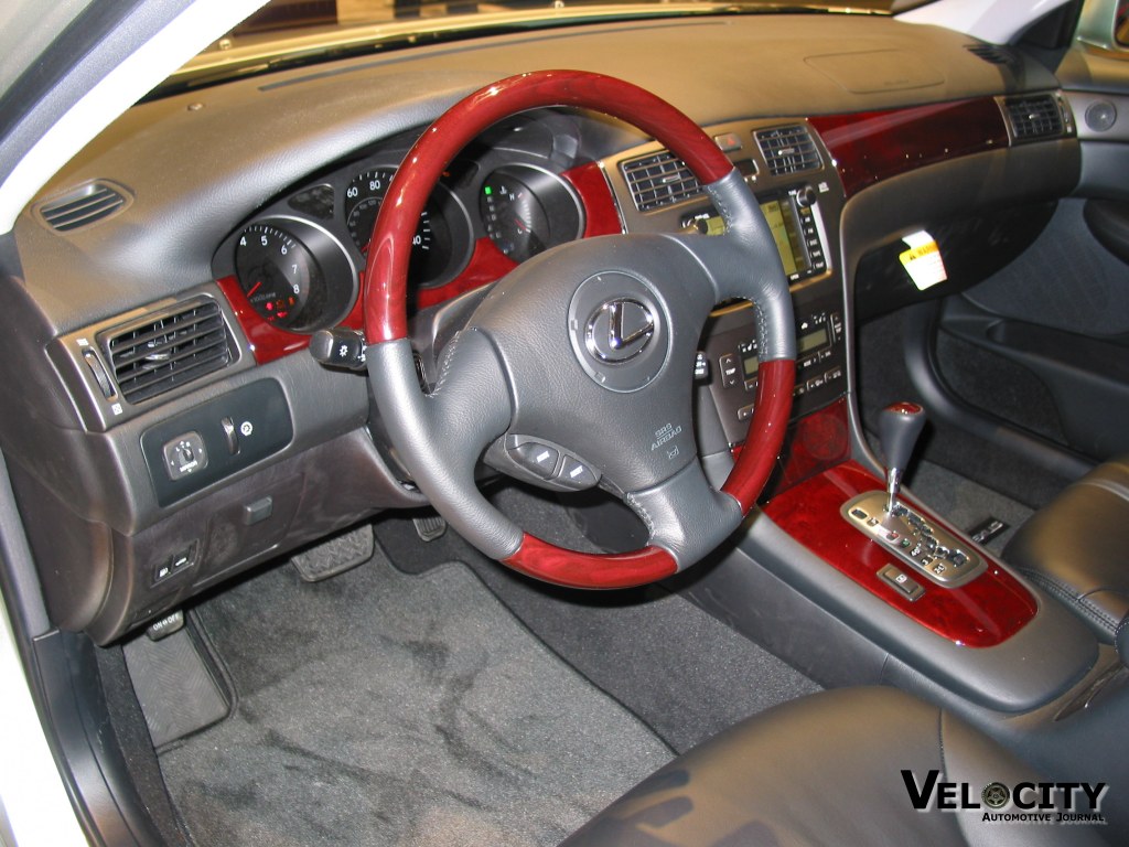 2002 Lexus ES300 interior