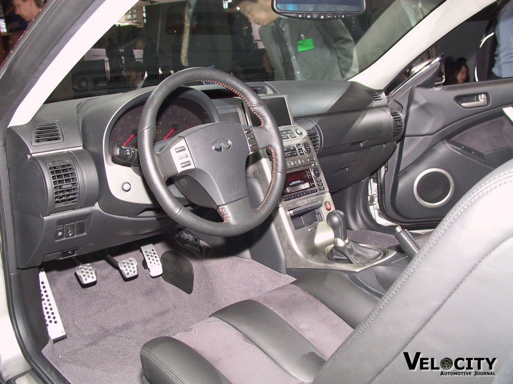 2003 Infiniti G35 Sport Coupe interior