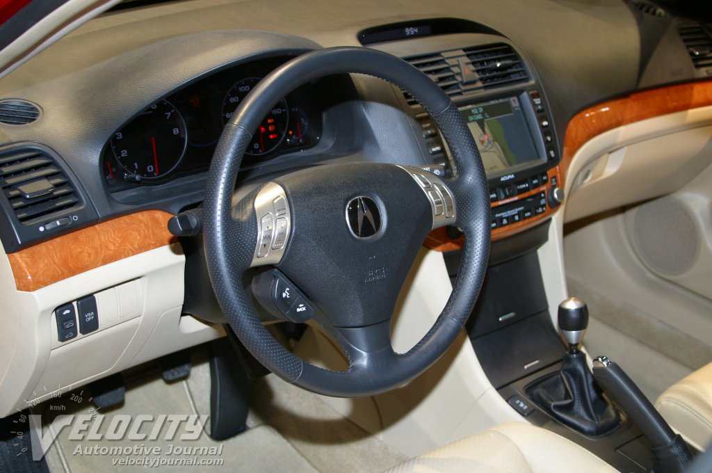 2004 Acura TSX interior