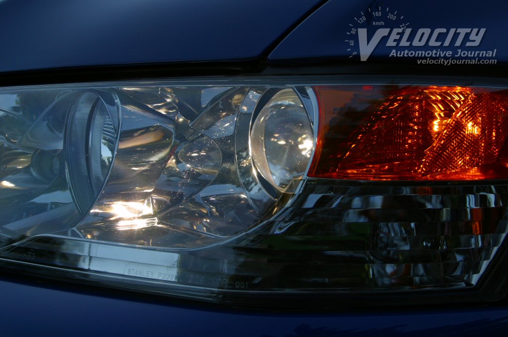 2004 Mitsubishi Lancer Evolution VIII headlamp