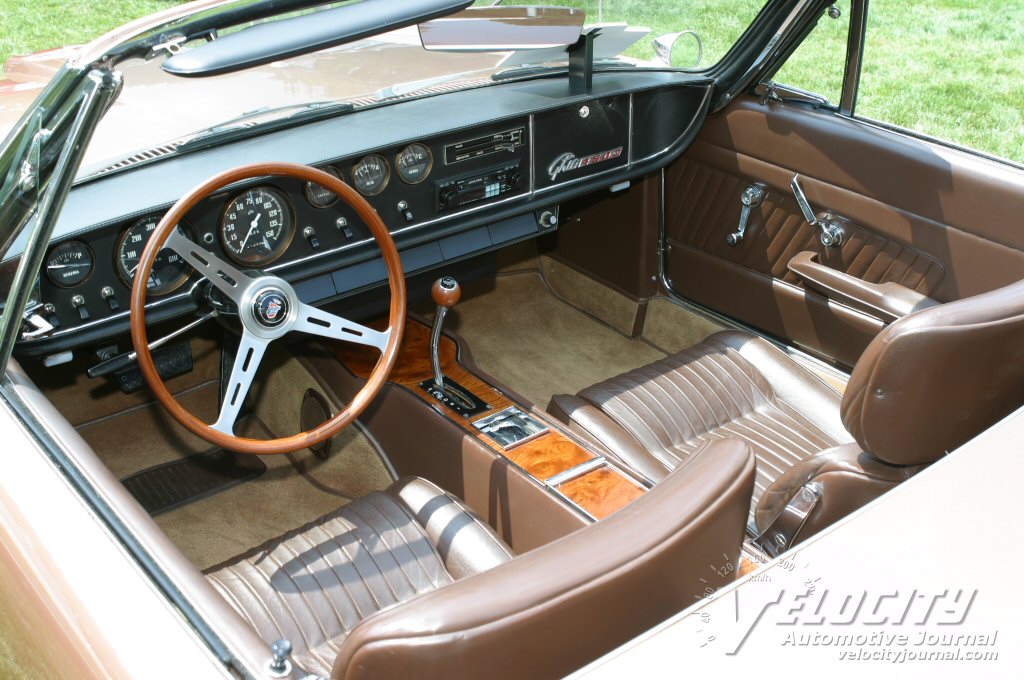 1967 Ghia 450SS interior