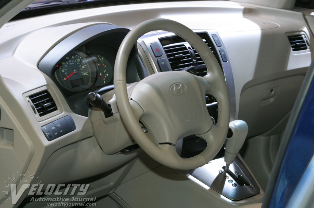 2005 Hyundai Tucson Interior