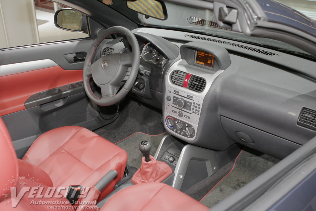 2006 Opel Tigra Twintop Interior