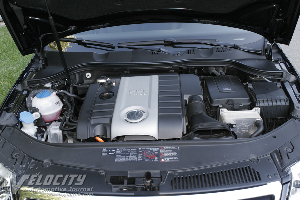 2007 Volkswagen Passat Wagon Pictures