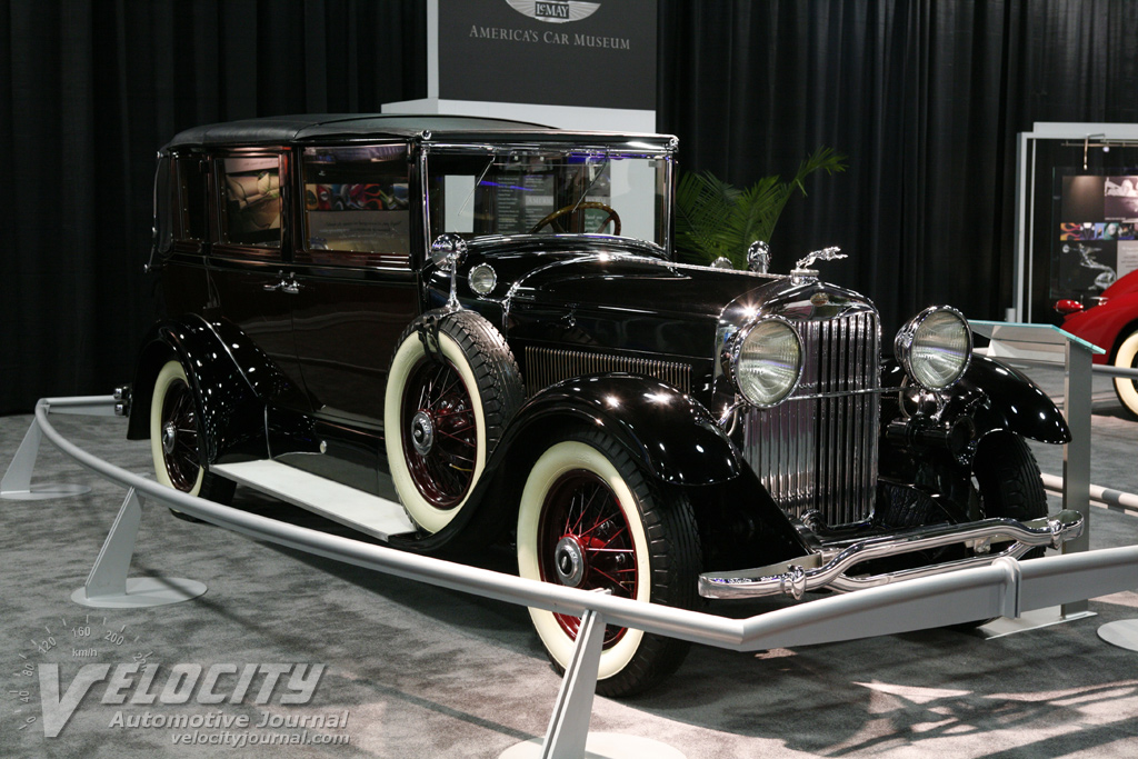 1930 Lincoln Model L Willoughby Limo
