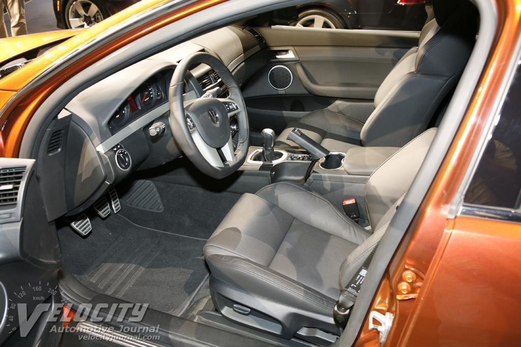 2009 Pontiac G8 Interior