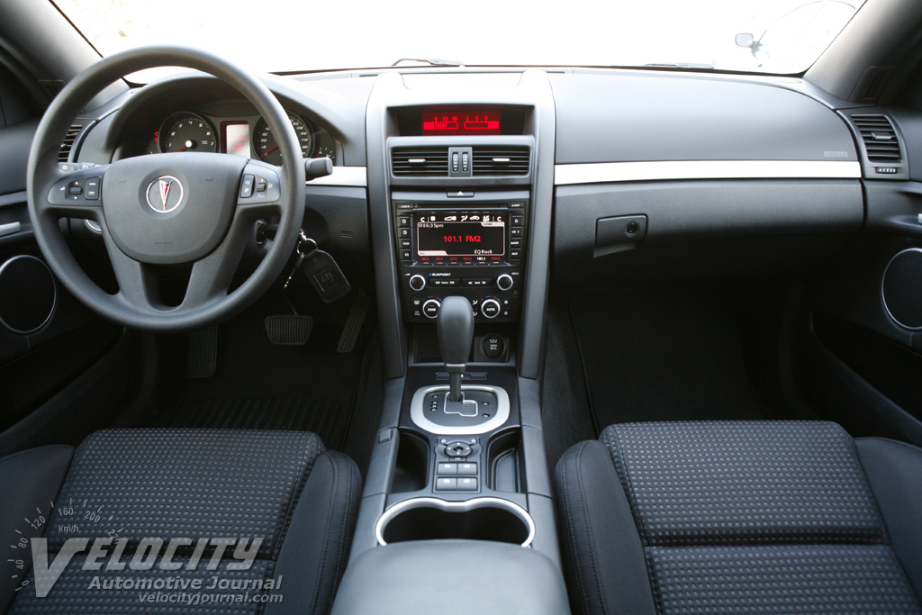 2008 Pontiac G8 Interior