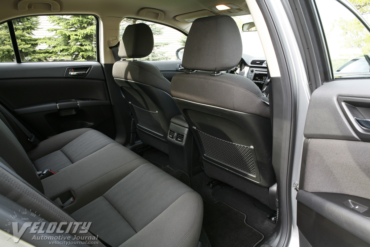 2010 Suzuki Kizashi SE AWD Interior