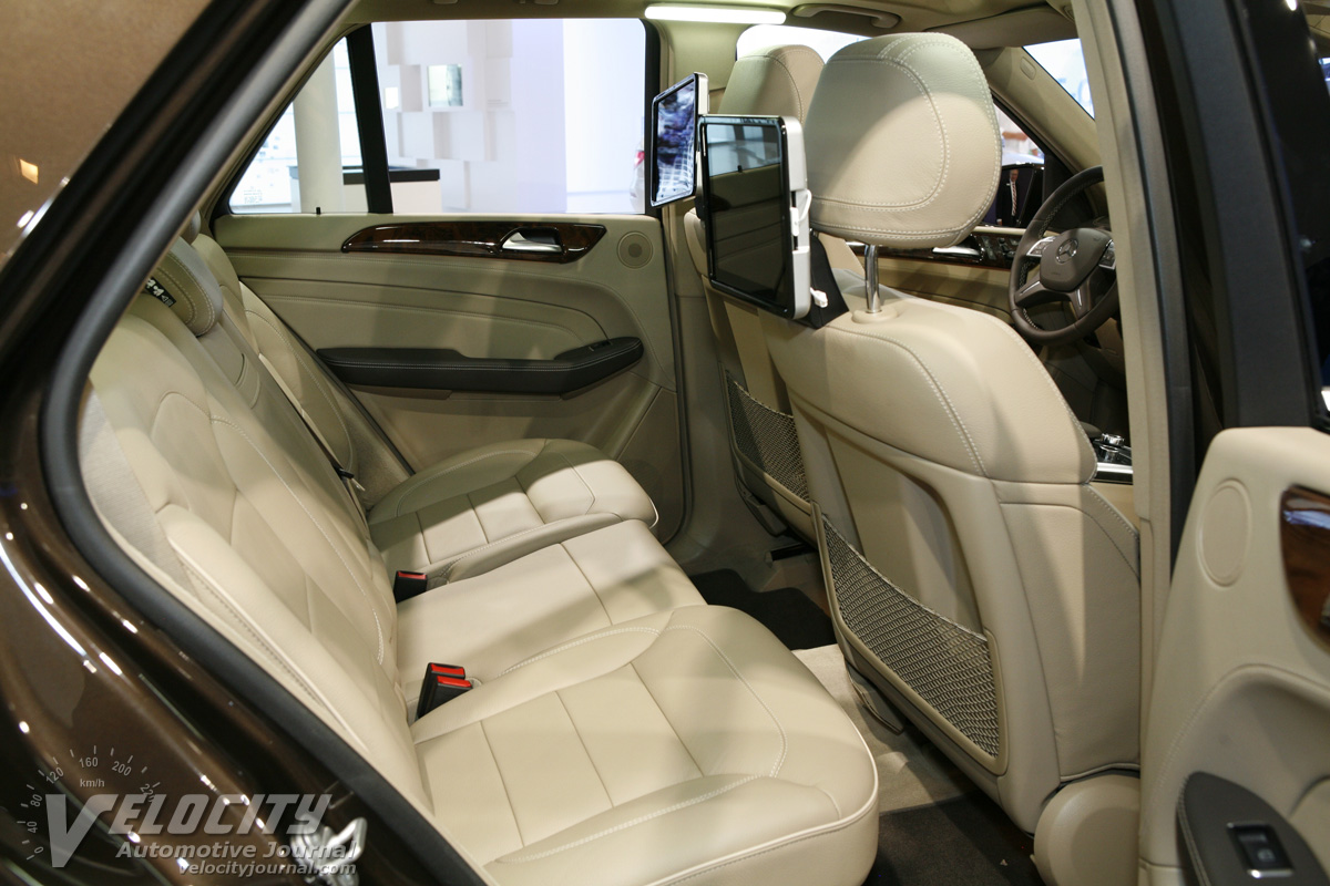 2012 Mercedes-Benz M-Class Interior
