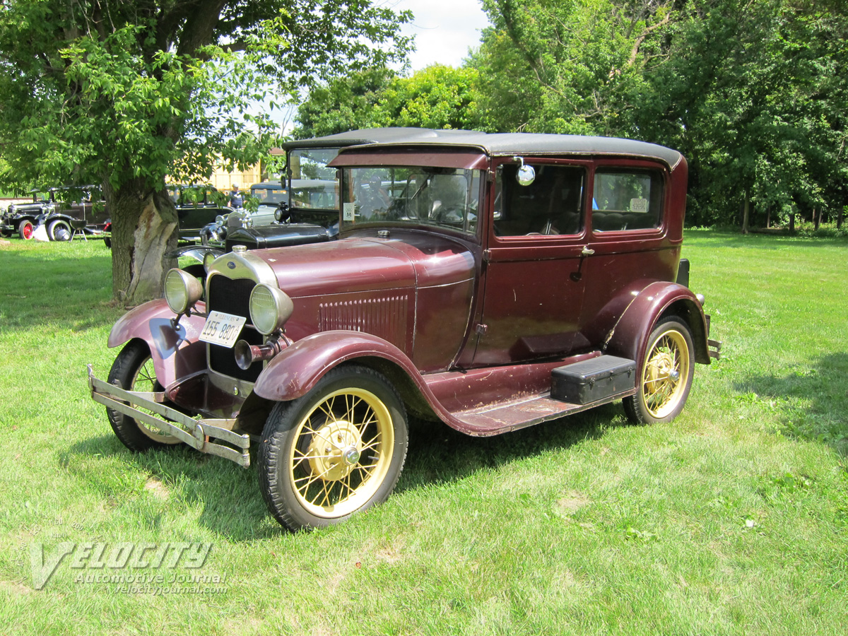 1929 Ford Model A tudor