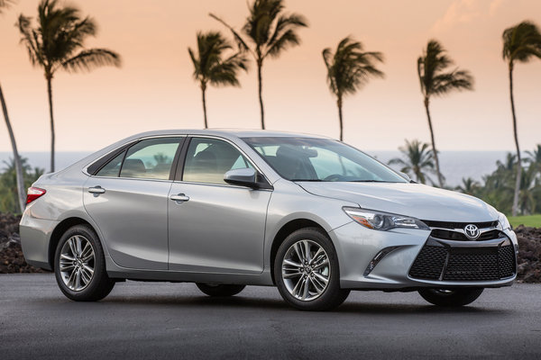 2015 Toyota Camry SE
