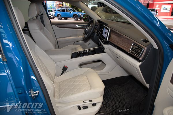 2025 Volkswagen Atlas Interior