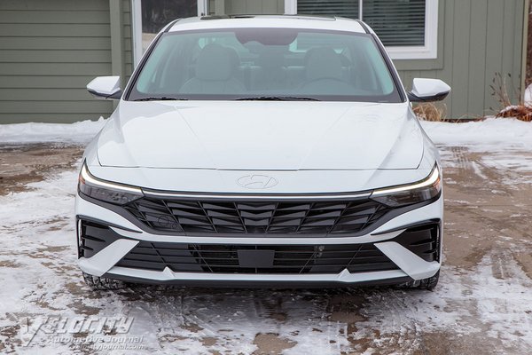 2025 Hyundai Elantra Hybrid sedan