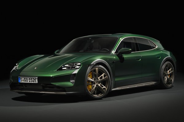 2026 Porsche Taycan Cross Turismo
