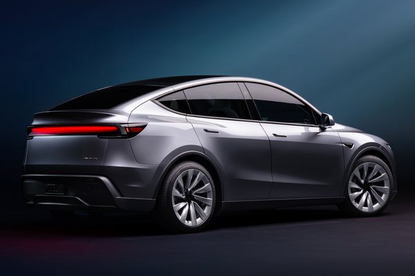 2025 Tesla Model Y