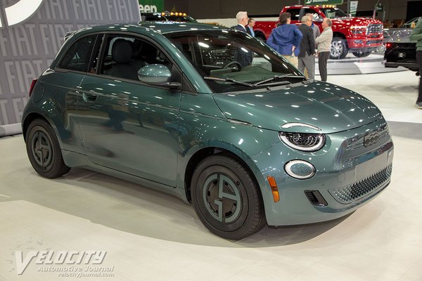 2025 Fiat 500e Giorgio Armani edition