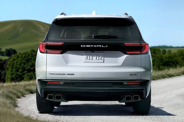 2026 GMC Acadia Denali Ultimate