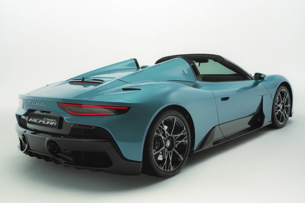 2026 Maserati MCPura Cielo
