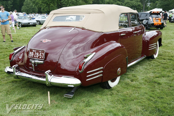 1941 Cadillac Series 62 convertible sedan