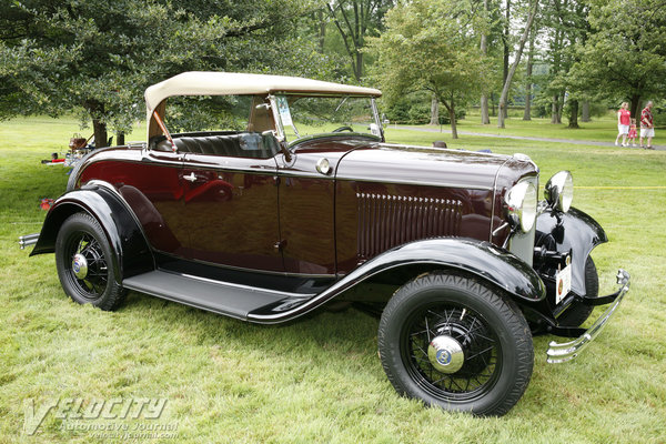 1932 Ford V8 Deluxe Roadster