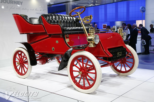 1903 Ford Model A runabout