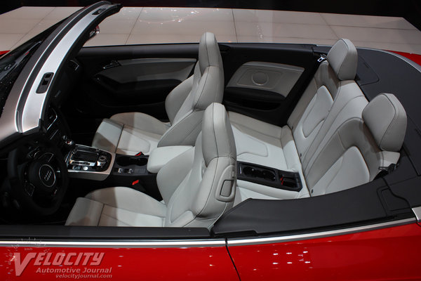 2013 Audi RS5 Cabriolet Interior