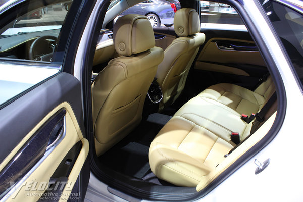 2013 Cadillac XTS Interior