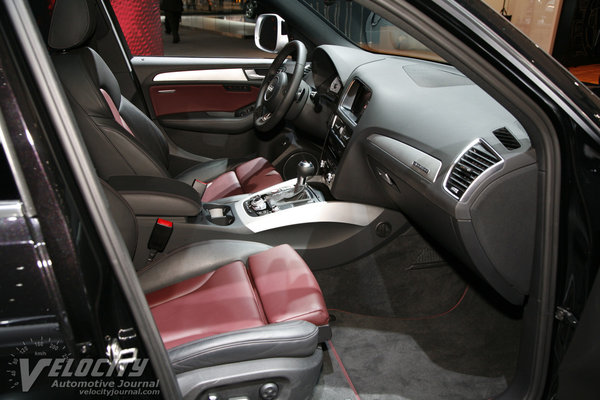 2014 Audi S Q5 Interior