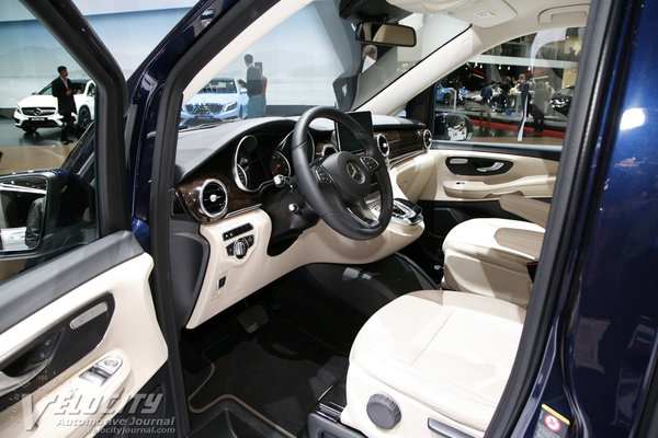 2014 Mercedes-Benz V-Class Interior