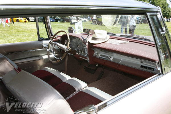 1959 Imperial Crown 4d ht Interior