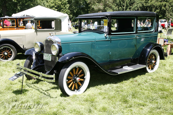 1928 Pontiac 2d Sedan