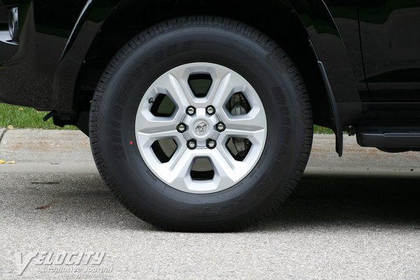 2014 Toyota 4Runner Wheel