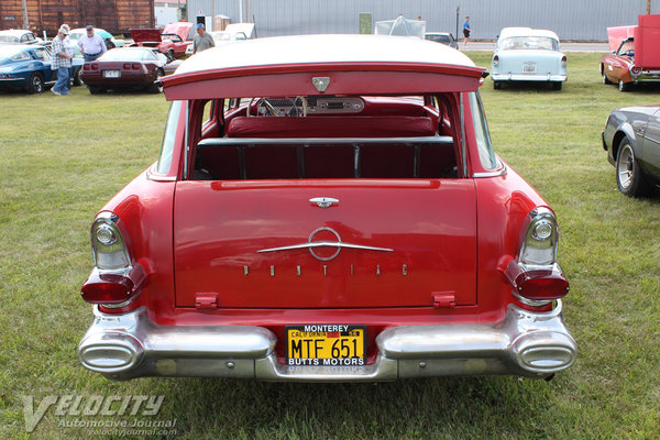 1957 Pontiac Super Chief Safari wagon