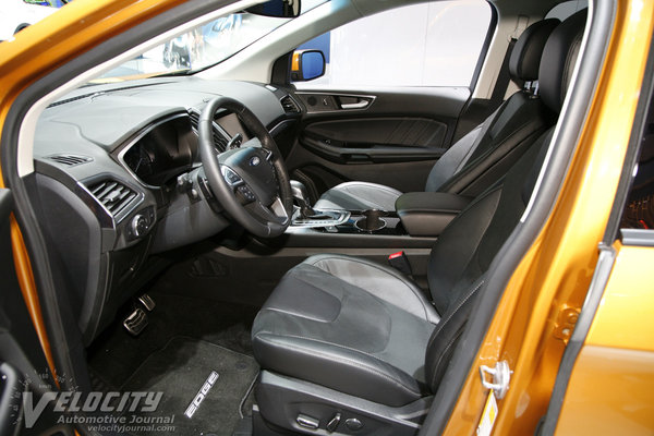 2015 Ford Edge Interior