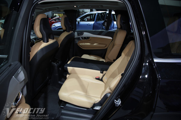 2016 Volvo XC90 Plug-In Hybrid Interior
