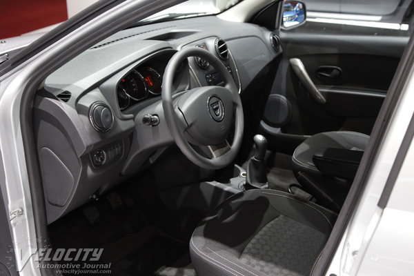 2015 Dacia Sandero Interior