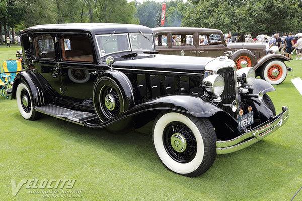 1932 Chrysler Custom Imperial CL Closed Coupled Sedan