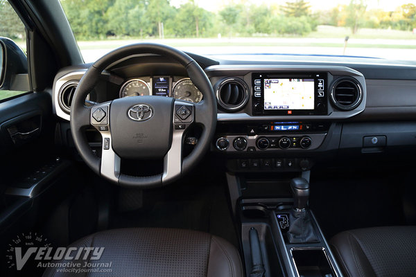 2016 Toyota Tacoma Double Cab Instrumentation