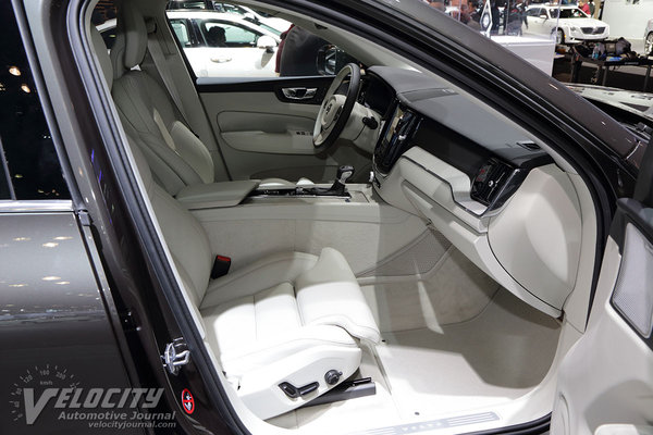 2018 Volvo XC60 Interior