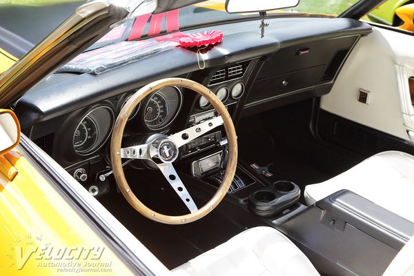 1973 Ford Mustang convertible Interior